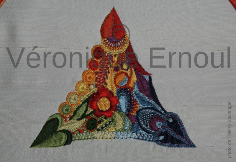 Terre, eau, feu, étude broderie Glazig