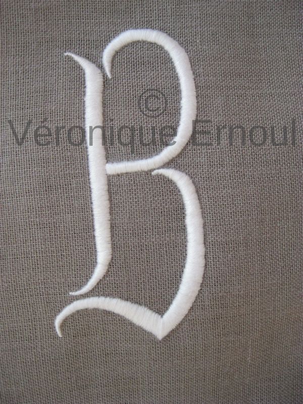 Alphabet d’initiation au plumetis